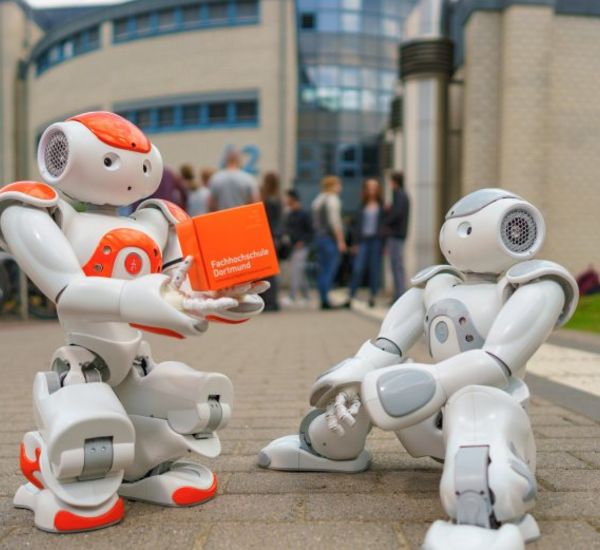 Fachhochschule Dortmund: NAO-Roboter Fachbereich Informatik